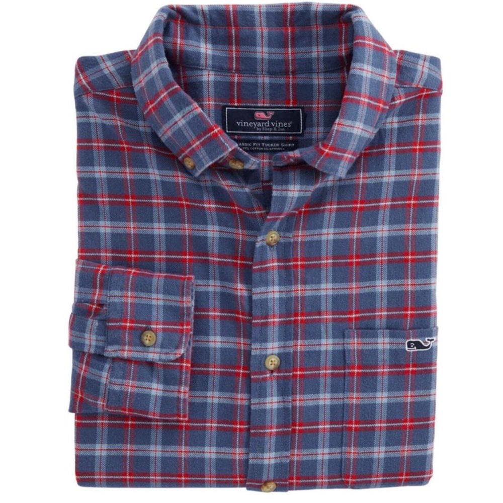 Vineyard Vines men’s classic tucker button down